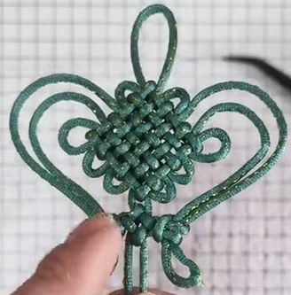 Finished Tong Xin Knot