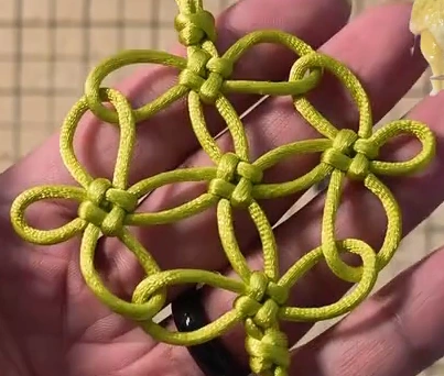 Finished Xiu Qiu Knot