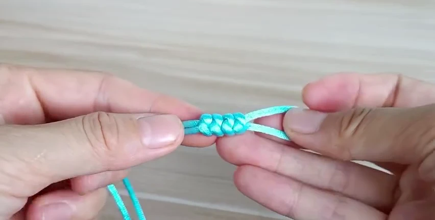 Snake Knot demonstrated with real cord