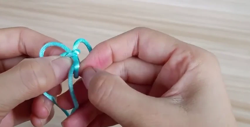 Step 3: Keep the lower opening loose — 二耳酢浆草结